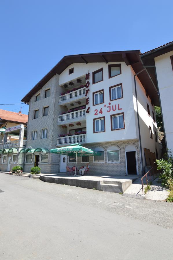 Hotel 24 Jul Pljevlja Eksteriør billede